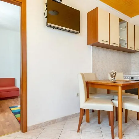 Apartment Lea